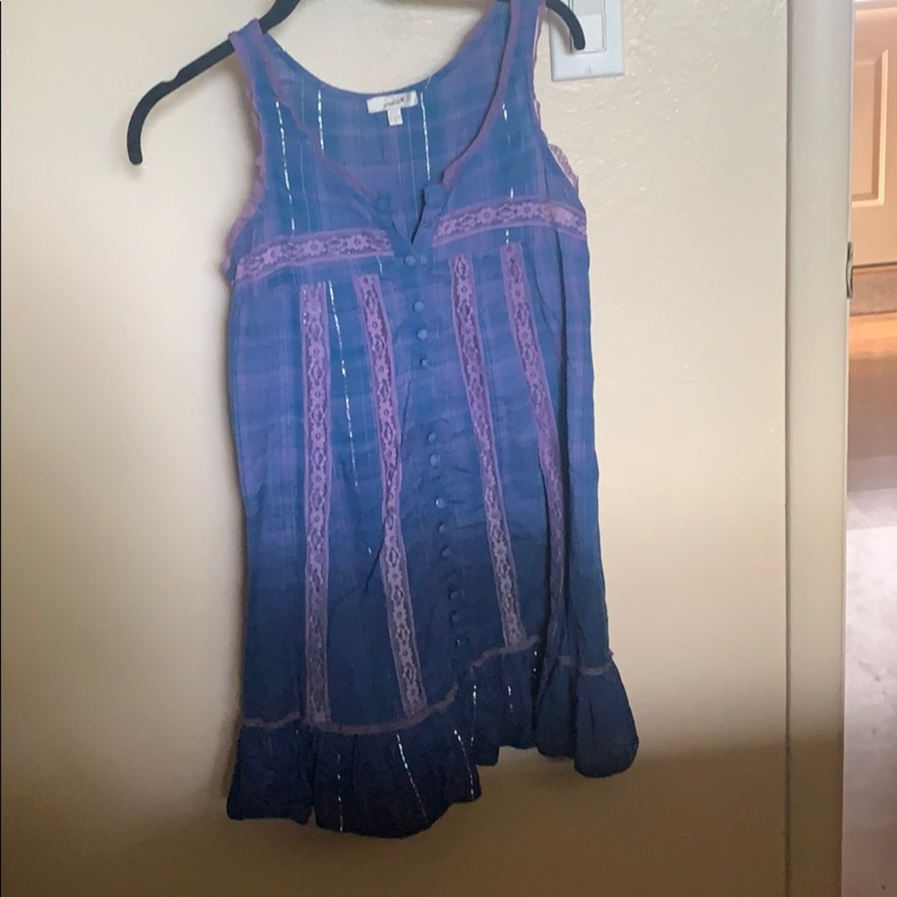Women’s flowy summer dress